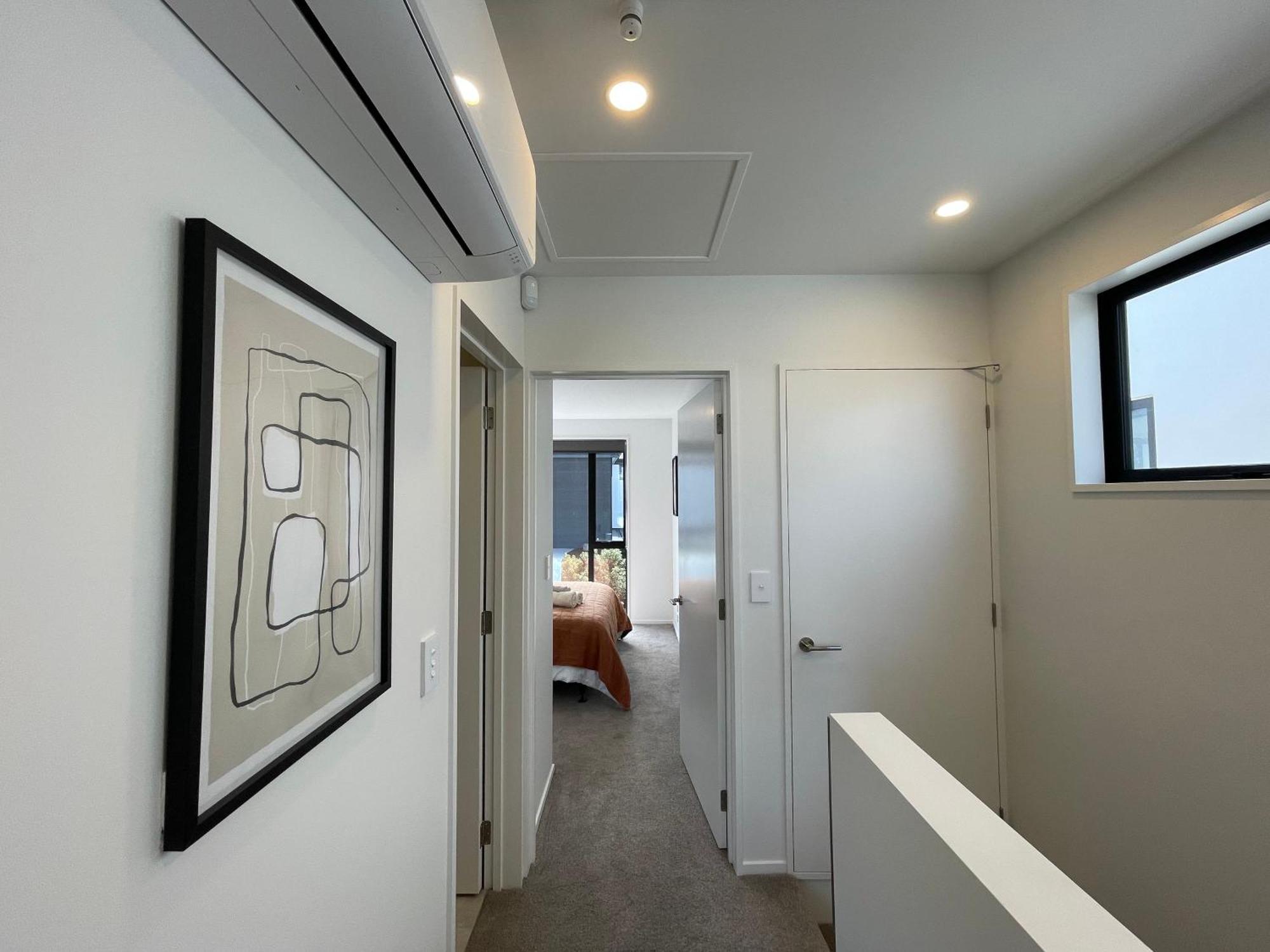 Luxury 2 Bedroom Townhouse Opposite Merivale Mall ไครสต์เชิร์ช ภายนอก รูปภาพ